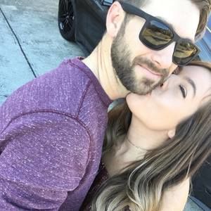 Meet your Posher, Caitlin